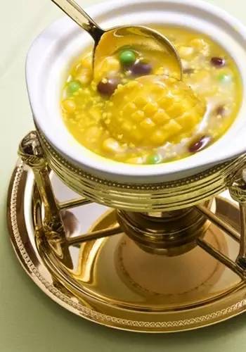 靓女快戳！夜间轻食指南 健康选择助好眠又控体重